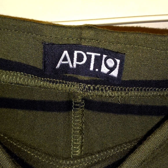 Apt 9 Skirt - Picture 2 of 3